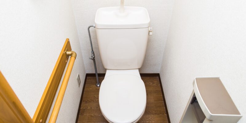 トイレの床材の特徴と費用相場：理想の選択をするためのガイド